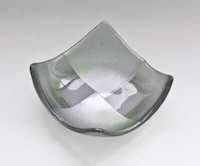 Chequered-pattern square bowl